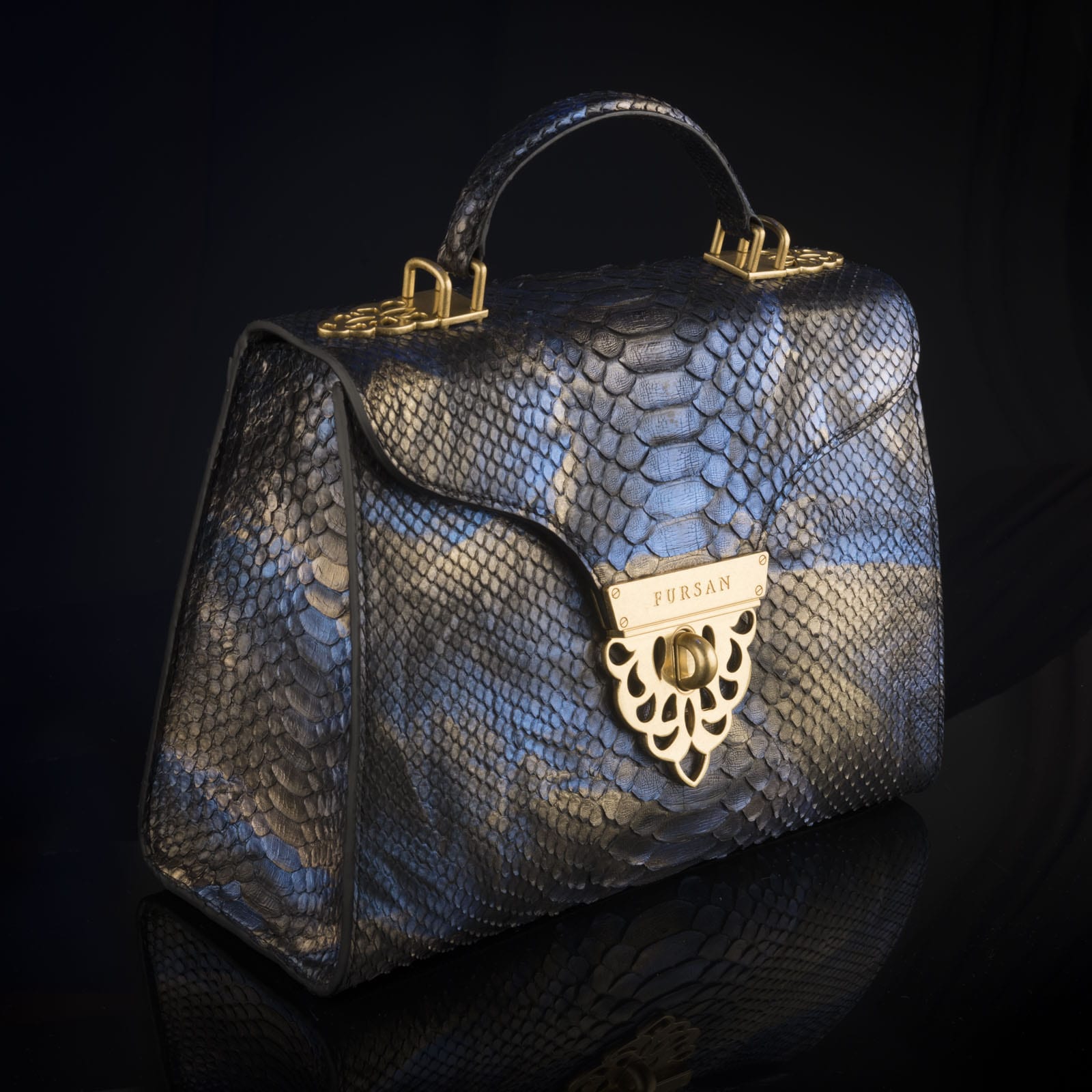 Furshan fashion bag photography from Qatar, shot in Guangzhou by ITR Visuals