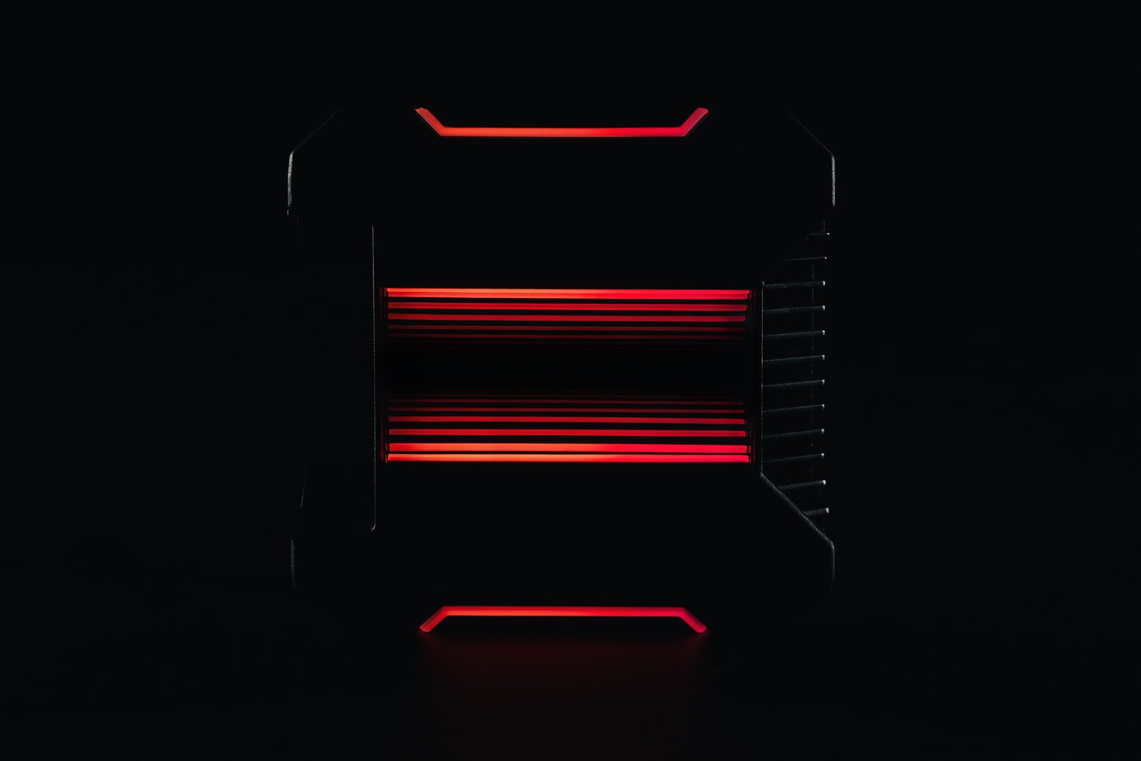 Phanteks Glacier AIO - Product photography for e-commerce and print by ITR Visuals in Guangzhou, China