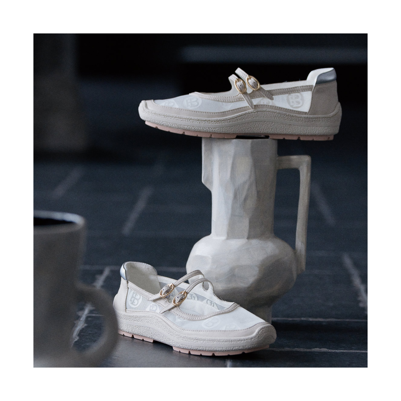 Still life photography for shoes and handbags for Everbest, a fashion brand for Singapore.