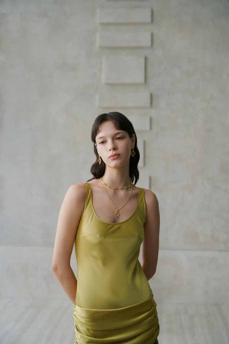 Inizio 2025 Sacred Lily collection fashion photography