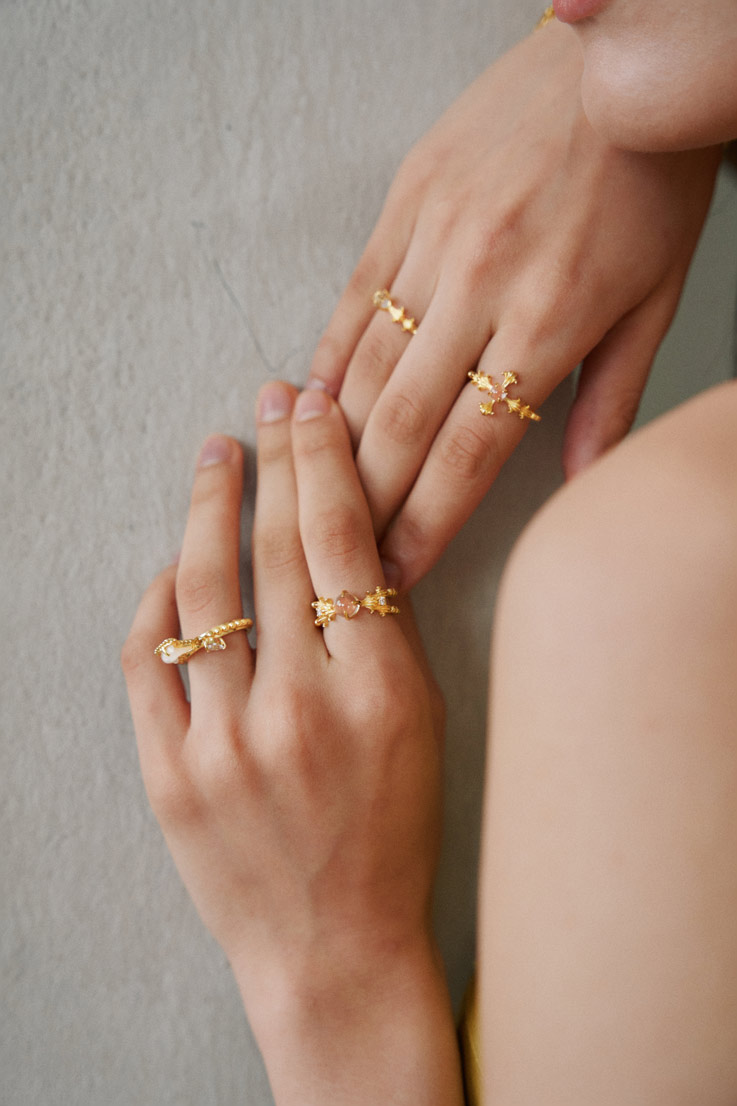 Inizio 2025 Sacred Lily collection fashion photography