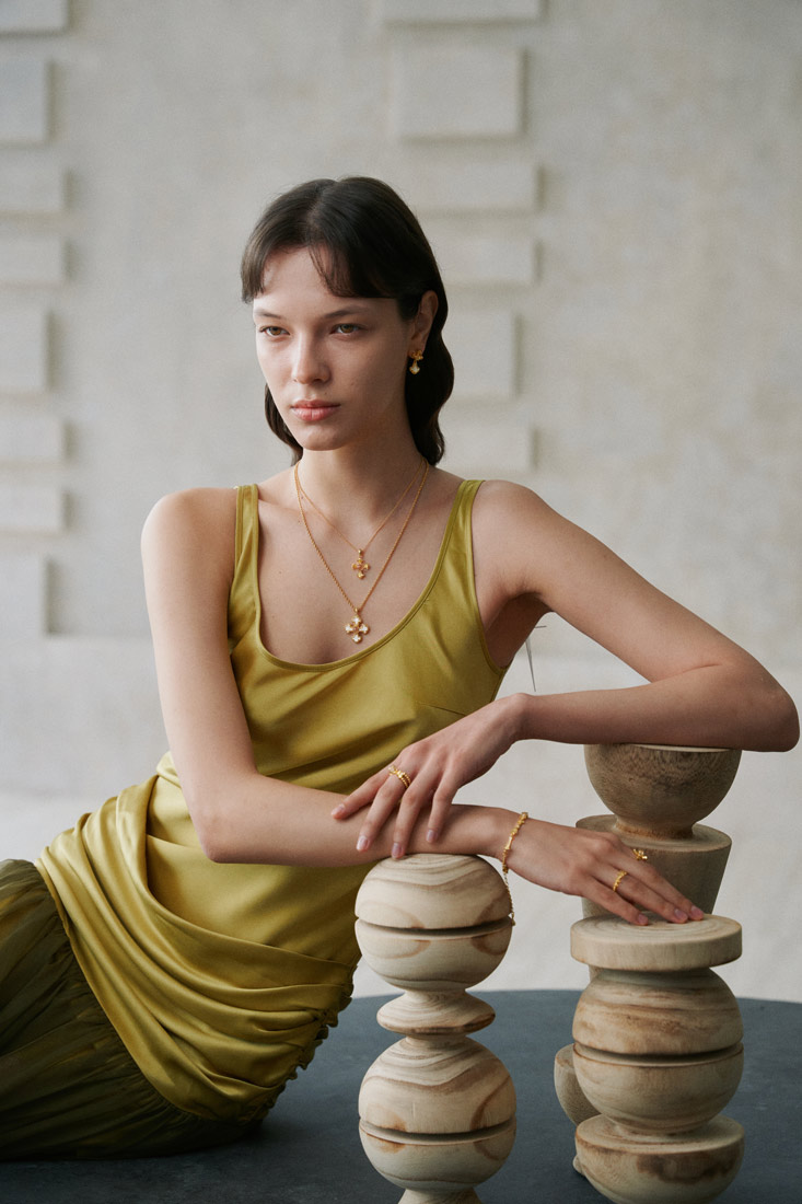 Inizio 2025 Sacred Lily collection fashion photography