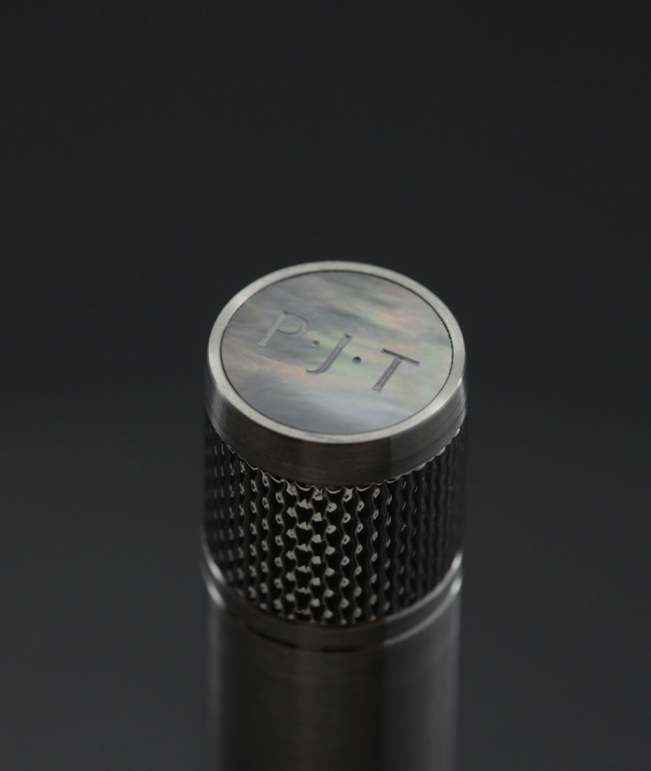 Thomas slim edc pen for kickstarter studio pictures by its visuals