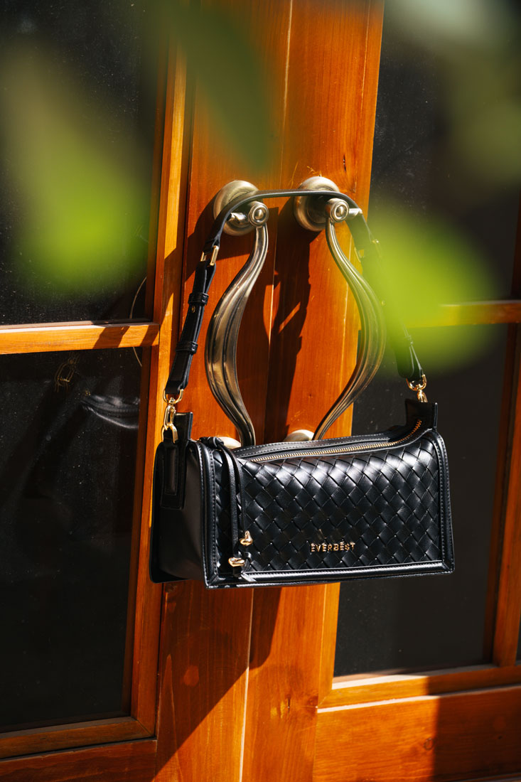 Everbest Still life product photography for shoes and handbags in china