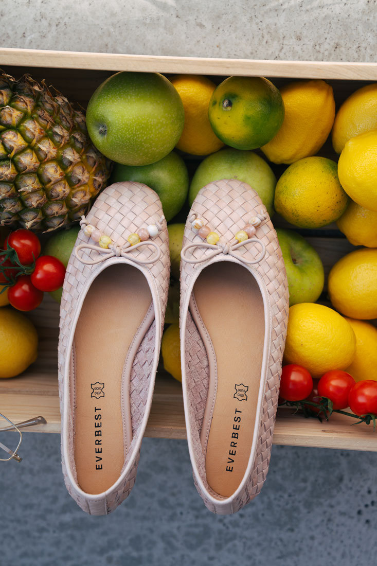 Everbest Still life product photography for shoes and handbags in china